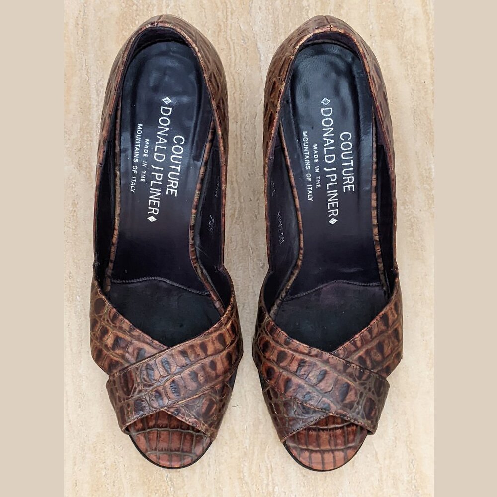 DONALD J PLINER Peep toe  Animal Croc Print D'Orsay Pumps Made in Italy - Picture 2 of 4